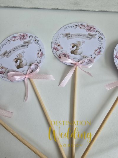 🐰 Топери с малко зайче и пожелания – нежност за всяко бебешко парти! 🎀